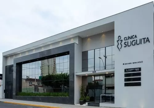 Fachada de clínicas